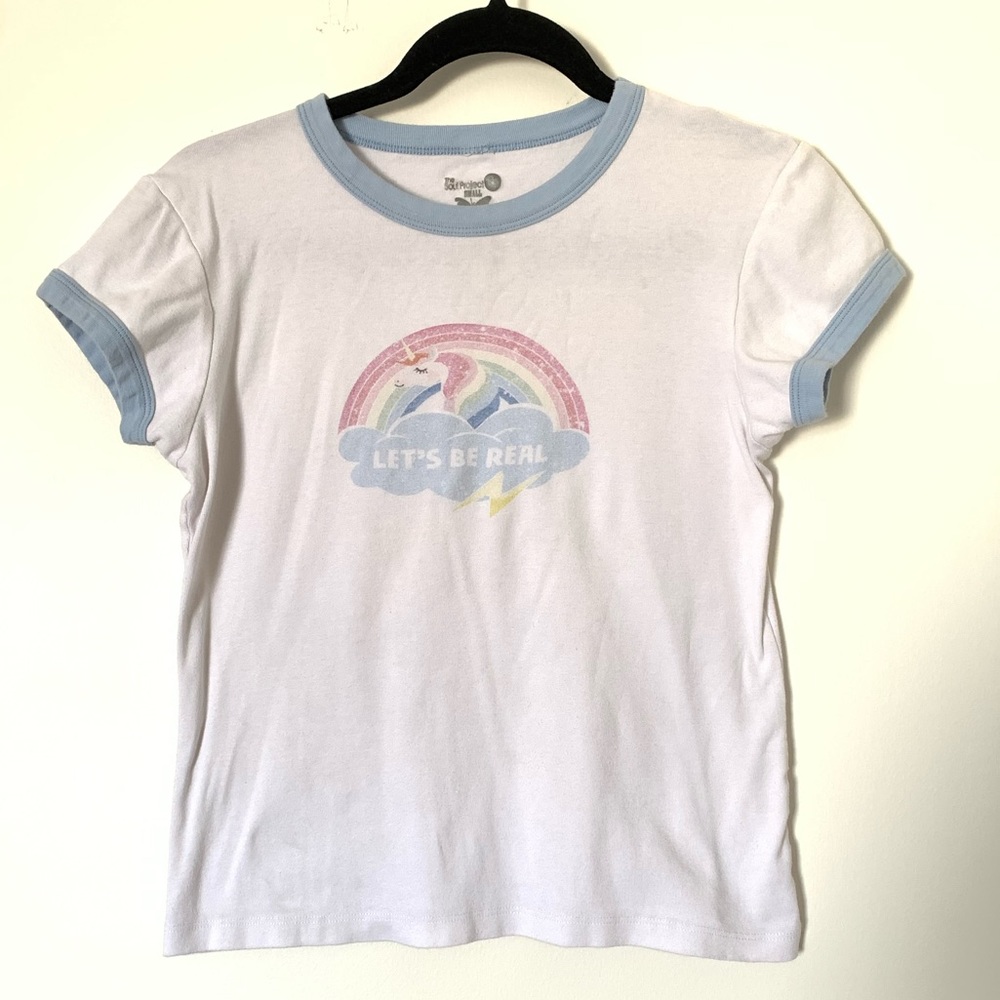 Cute faded unicorn and rainbow t shirt
